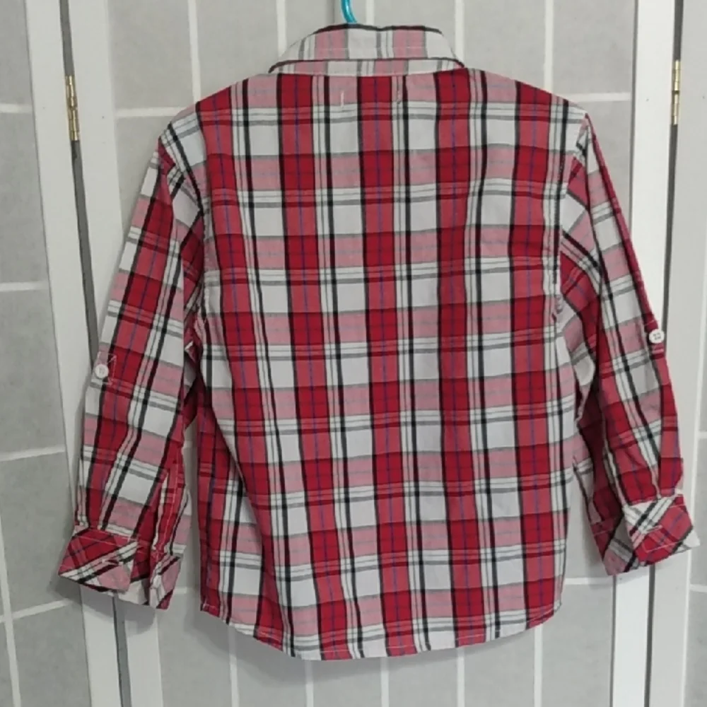 DKNY Kids Red and White Plaid Button Down Shirt 3T Long Roll Tab Sleeves‎